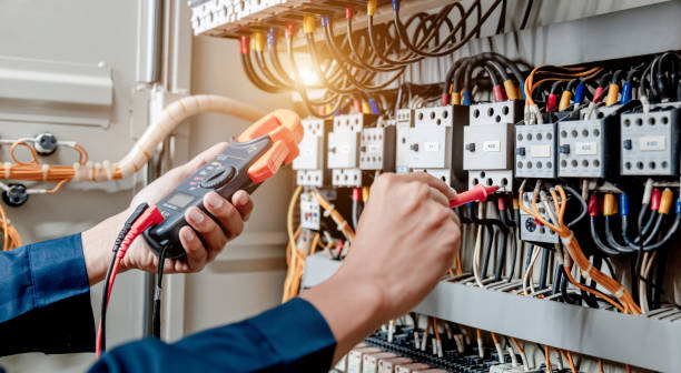Best Affordable Emergency Electrician  in Bay City, MI